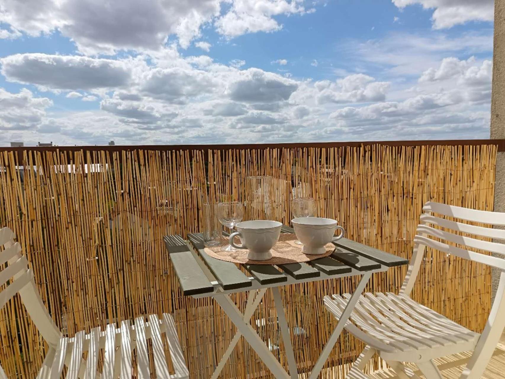 Appartement A Orleans Au Calme Avec Parking Gratuit, Balcon Et Ascenseur Exterior foto
